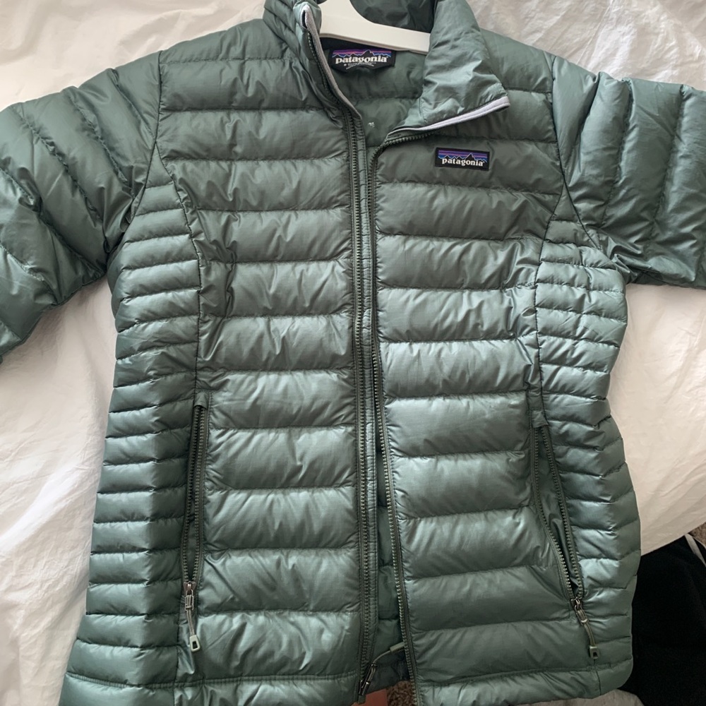 Green Patagonia jacket, size small